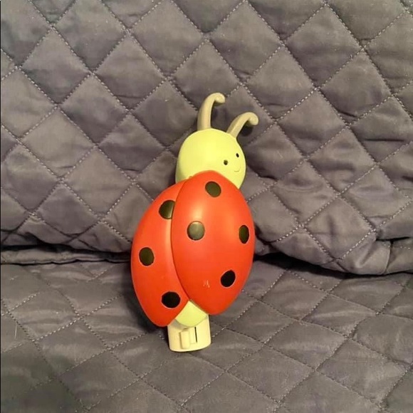 Ladybug accessories for little girl nursery/room - Picture 7 of 9